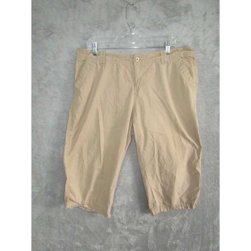 Cato Woman Khaki Tan Capri Pants Womens Cargo‎ Style Relaxed Fit Casual Cropped